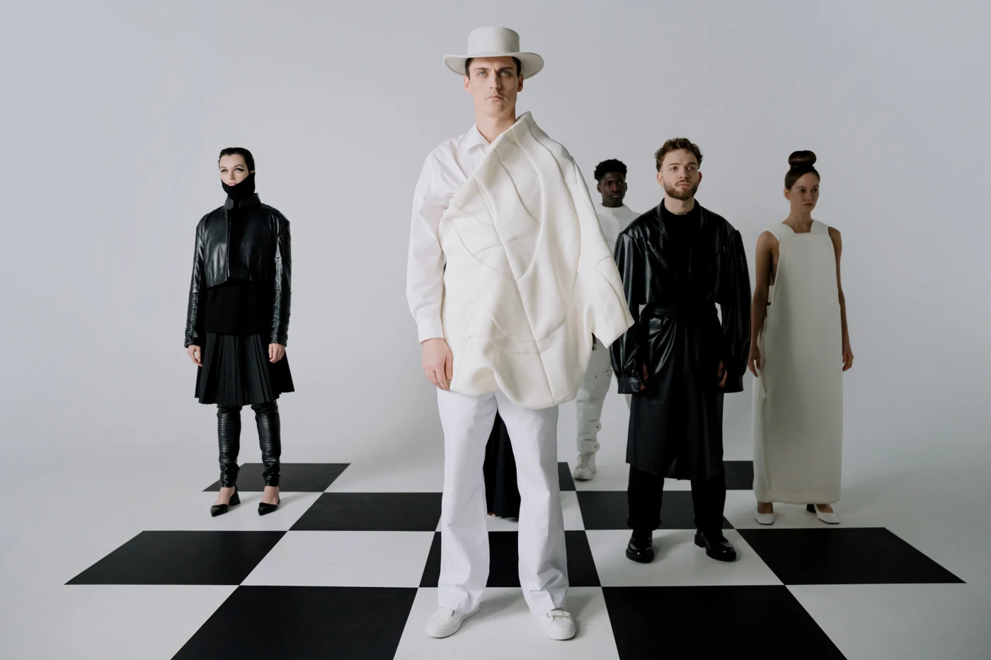 Black and white runway ensemble from the Design Days brochure
